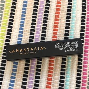 Anastasia liquid lipstick BNIB in Crush